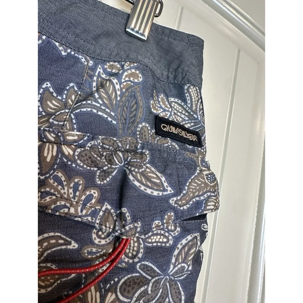 Quiksilver Highline Men's Size 34 Surf Swim‎ Beach Boardshorts floral GUC